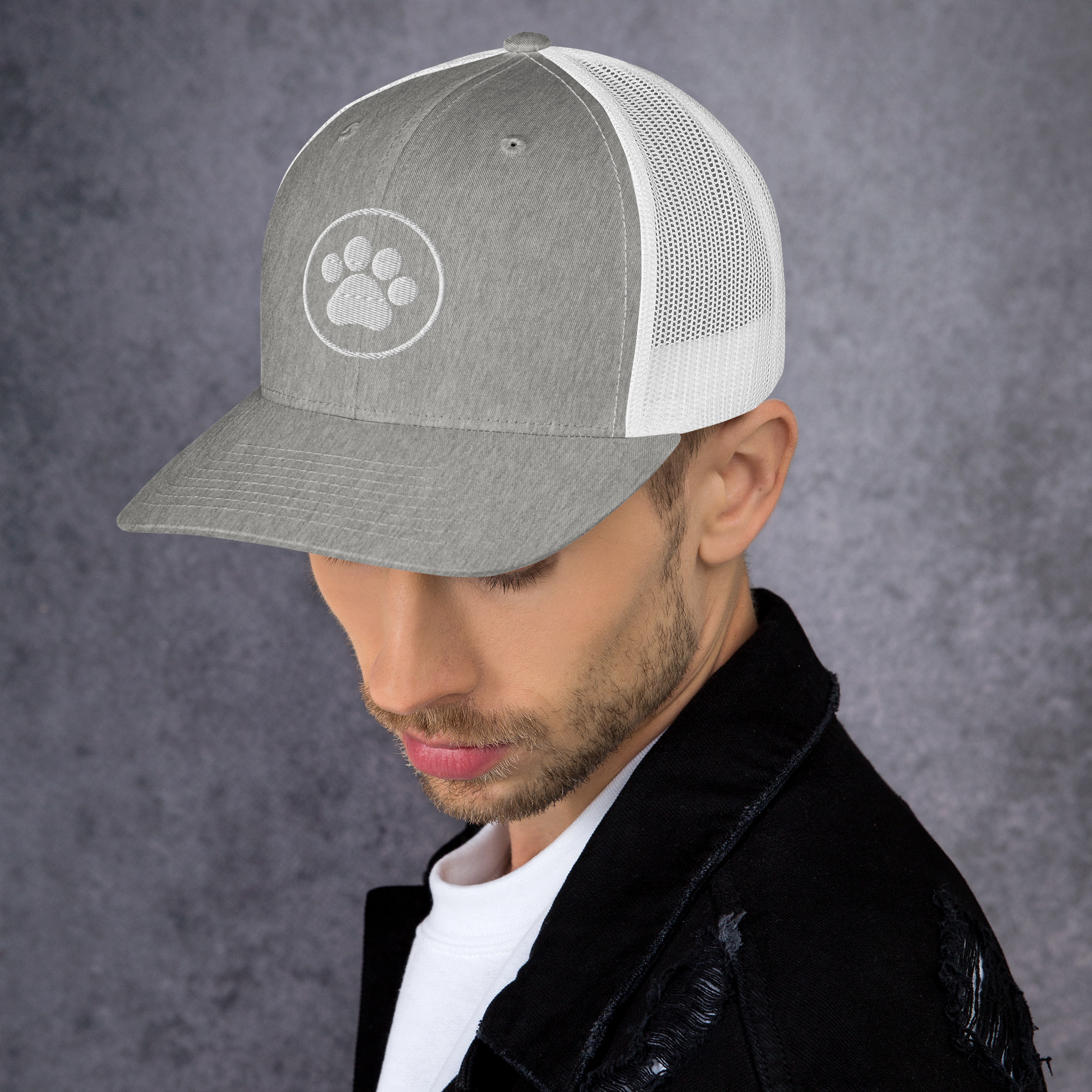 Trucker Cap With Pet Leg - Image 47