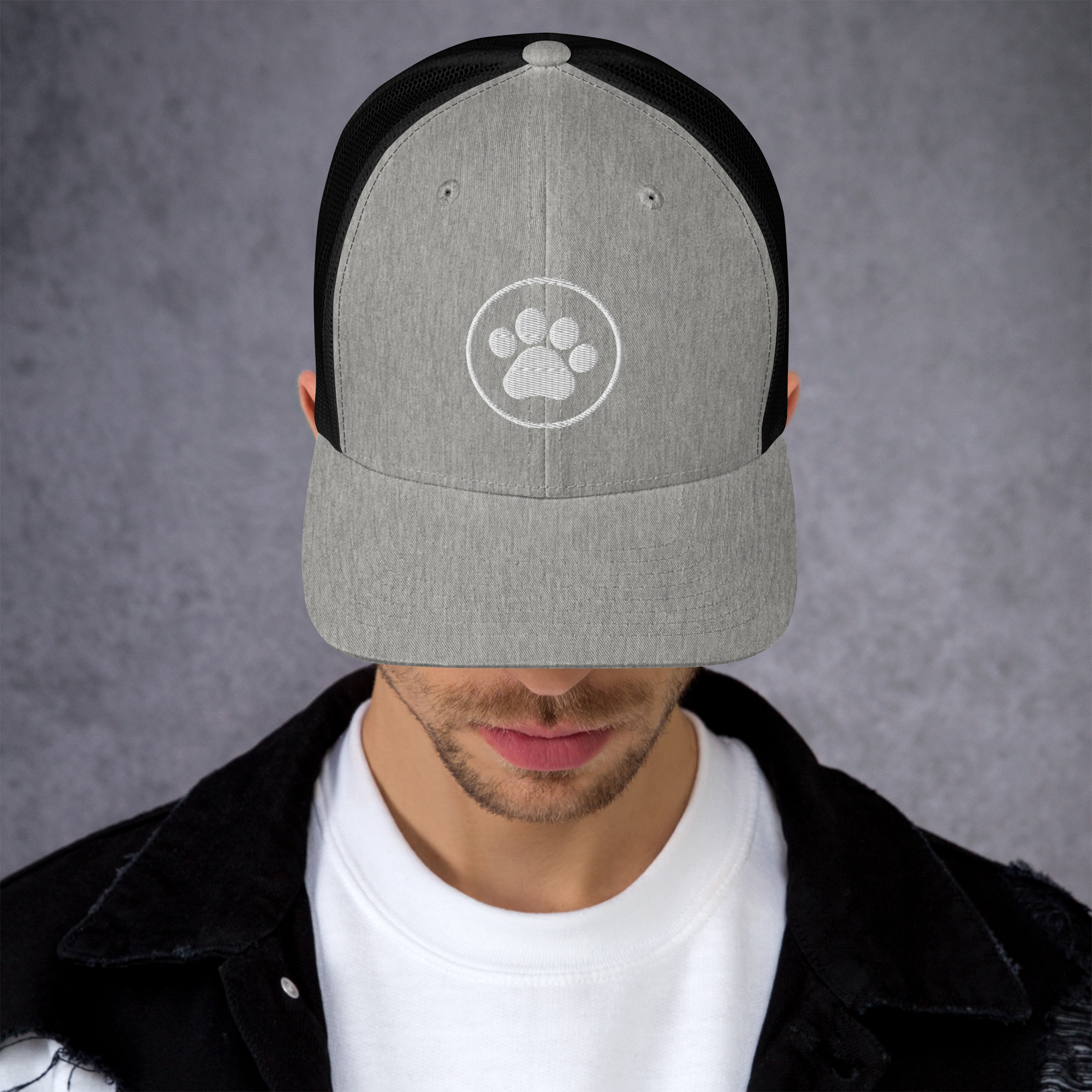 Trucker Cap With Pet Leg - Image 43