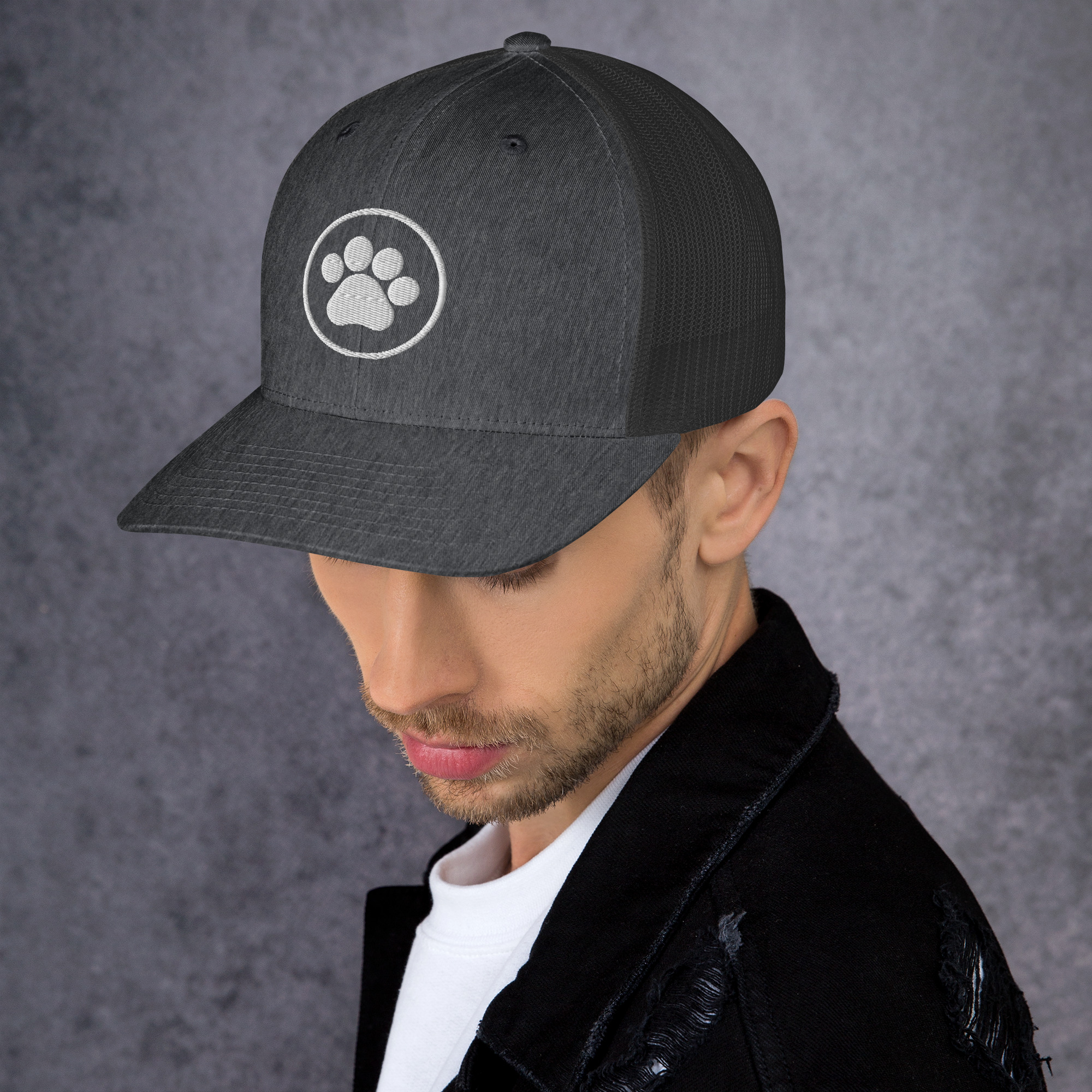 Trucker Cap With Pet Leg - Image 29