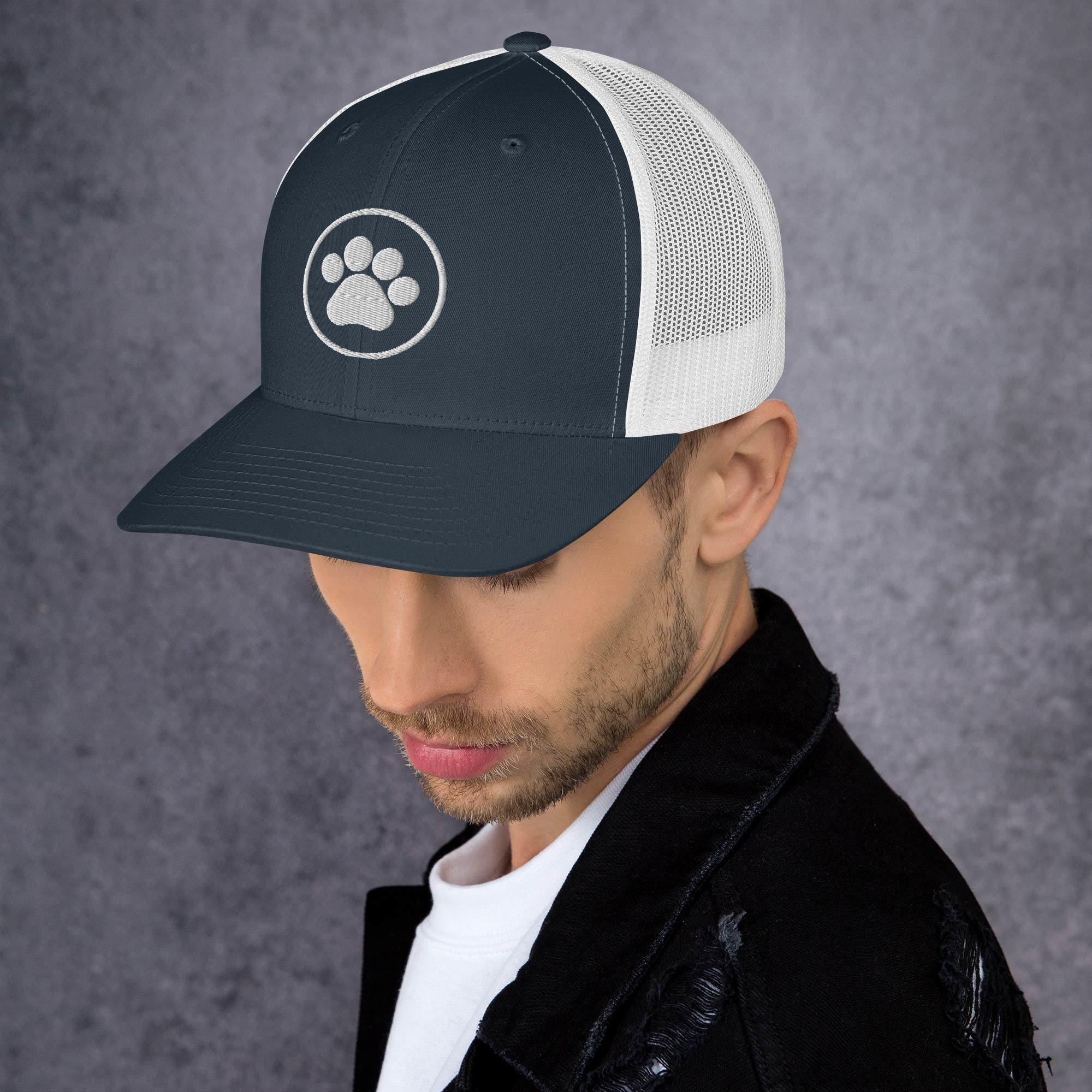 Trucker Cap With Pet Leg - Image 11