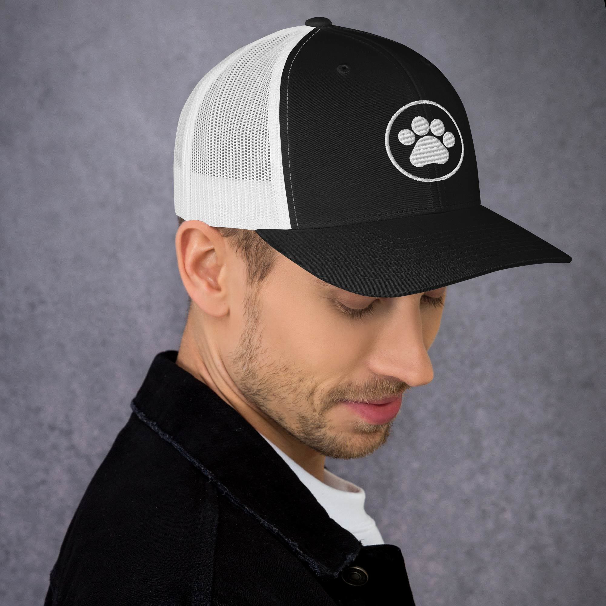 Trucker Cap With Pet Leg - Image 6